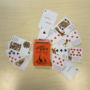 Gypsy Witch fortune telling playing cards (Gypsy nõia saatust ennustavad mängukaardid)